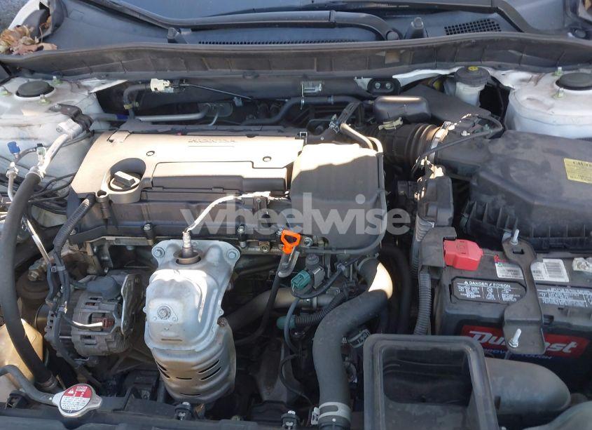 Photo 10 of 2017 Honda Accord LX (VIN 1HGCR2F34HA183703)