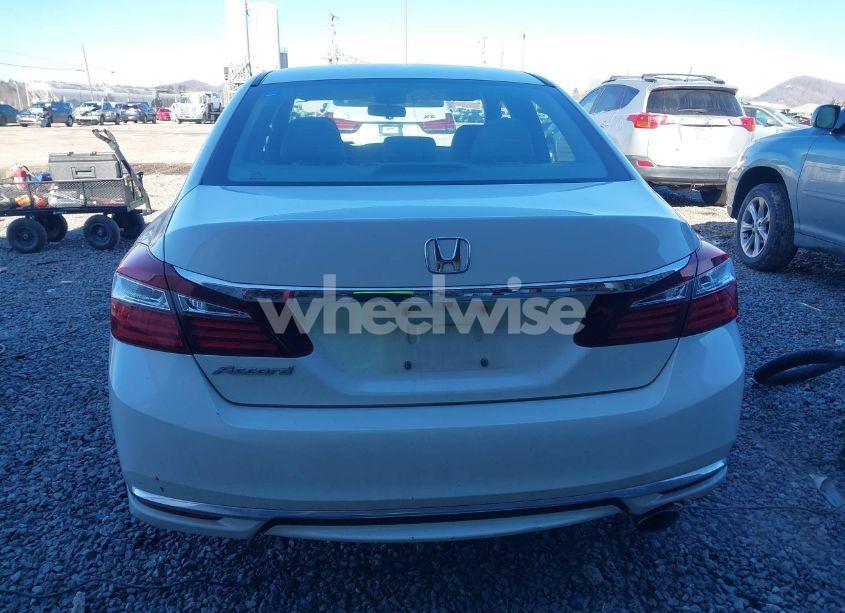 Photo 17 of 2017 Honda Accord LX (VIN 1HGCR2F34HA183703)