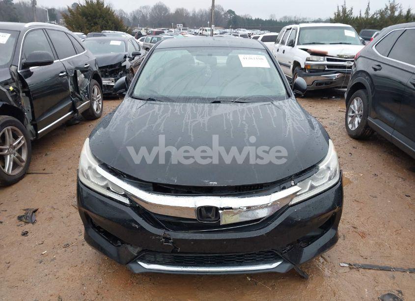 Photo 12 of 2017 Honda Accord LX (VIN 1HGCR2F34HA212374)