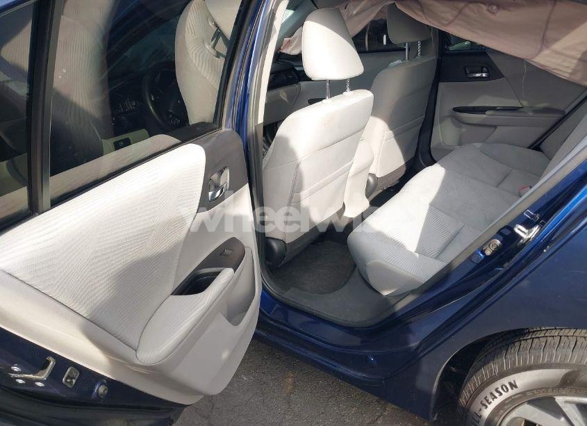 Photo 8 of 2017 Honda Accord LX (VIN 1HGCR2F34HA246332)