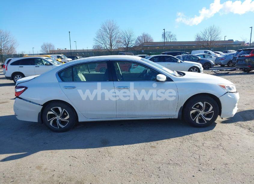 Photo 12 of 2017 Honda Accord LX (VIN 1HGCR2F34HA298799)