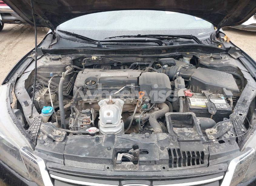 Photo 10 of 2013 Honda Accord LX (VIN 1HGCR2F35DA004515)