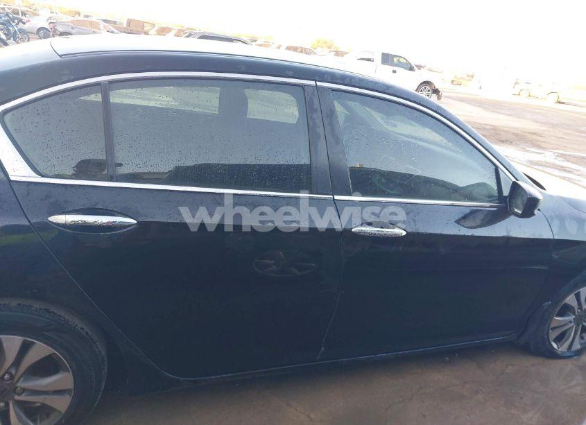 Photo 13 of 2013 Honda Accord LX (VIN 1HGCR2F35DA004515)