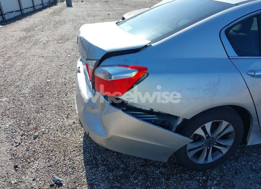 Photo 12 of 2013 Honda Accord LX (VIN 1HGCR2F35DA053553)