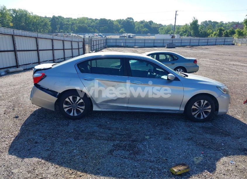 Photo 14 of 2013 Honda Accord LX (VIN 1HGCR2F35DA053553)