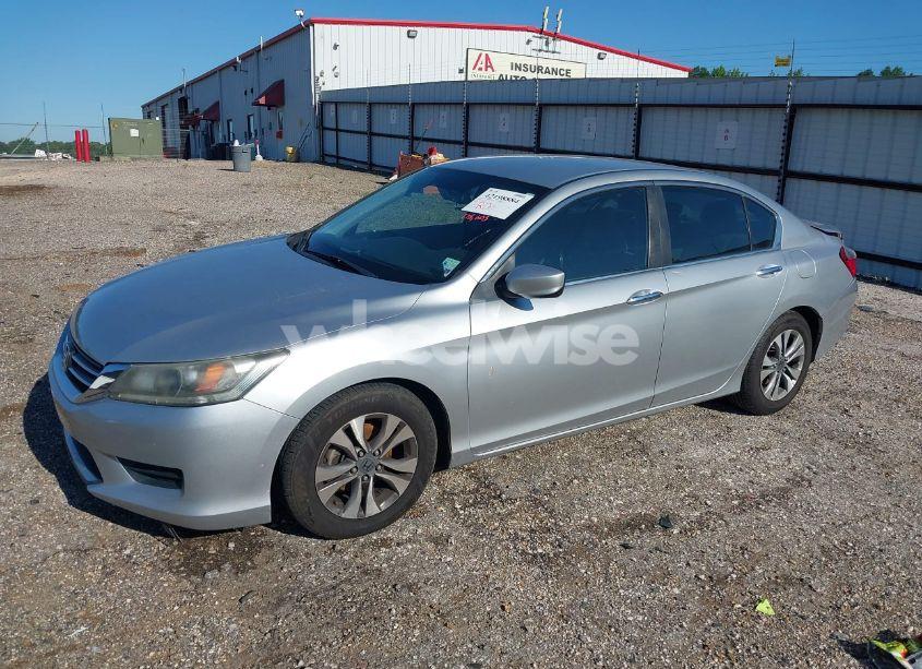 Photo 2 of 2013 Honda Accord LX (VIN 1HGCR2F35DA053553)