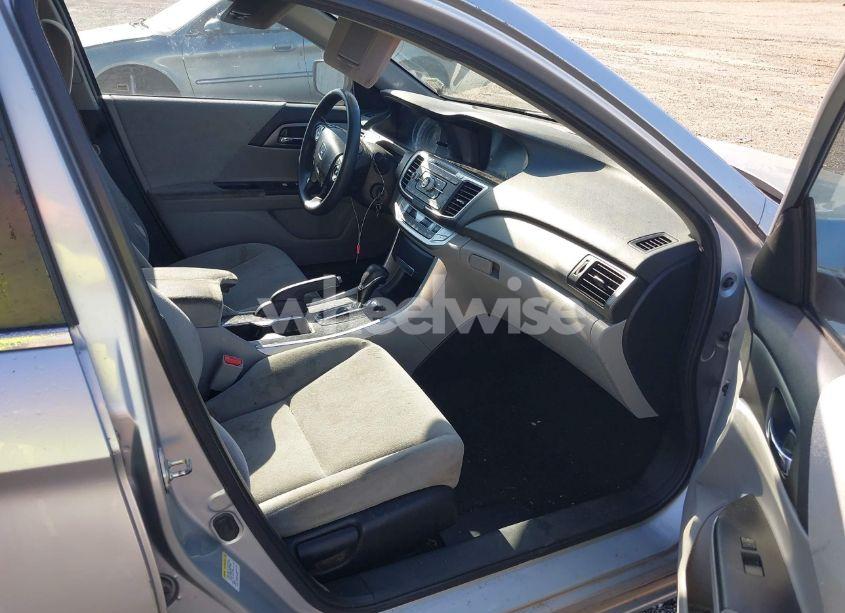 Photo 5 of 2013 Honda Accord LX (VIN 1HGCR2F35DA053553)