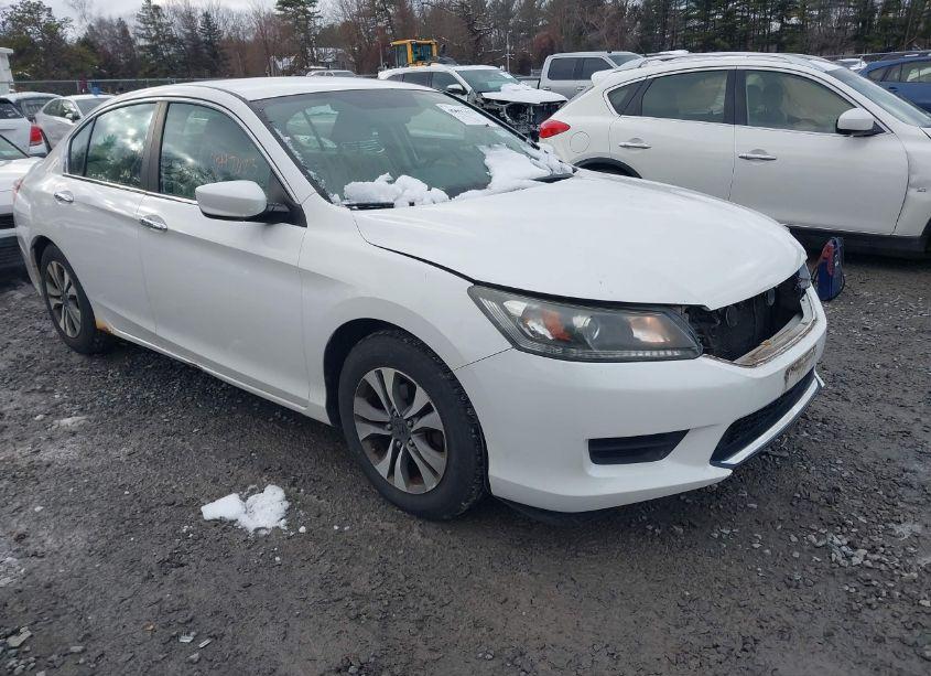 2013 Honda Accord LX (VIN 1HGCR2F35DA064780) main photo