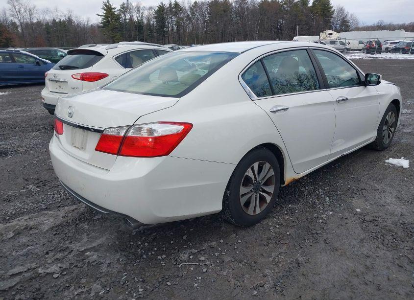 Photo 4 of 2013 Honda Accord LX (VIN 1HGCR2F35DA064780)