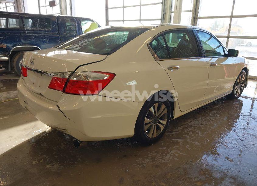 Photo 4 of 2013 Honda Accord LX (VIN 1HGCR2F35DA084124)