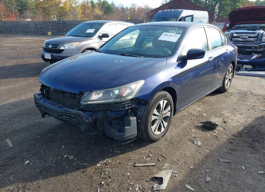 Photo 2 of 2013 Honda Accord LX (VIN 1HGCR2F35DA095737)