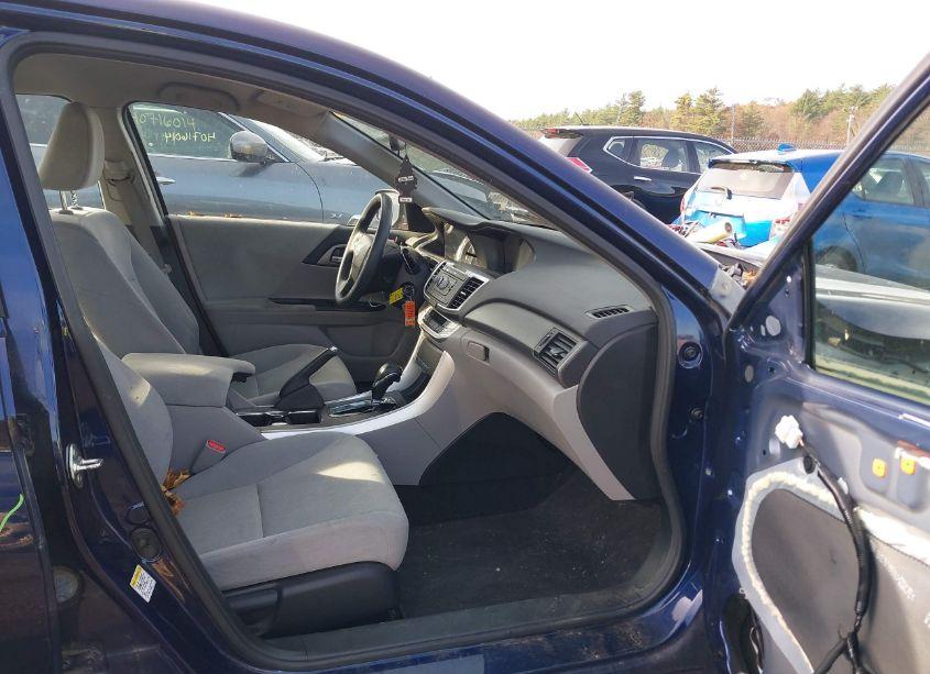 Photo 5 of 2013 Honda Accord LX (VIN 1HGCR2F35DA095737)