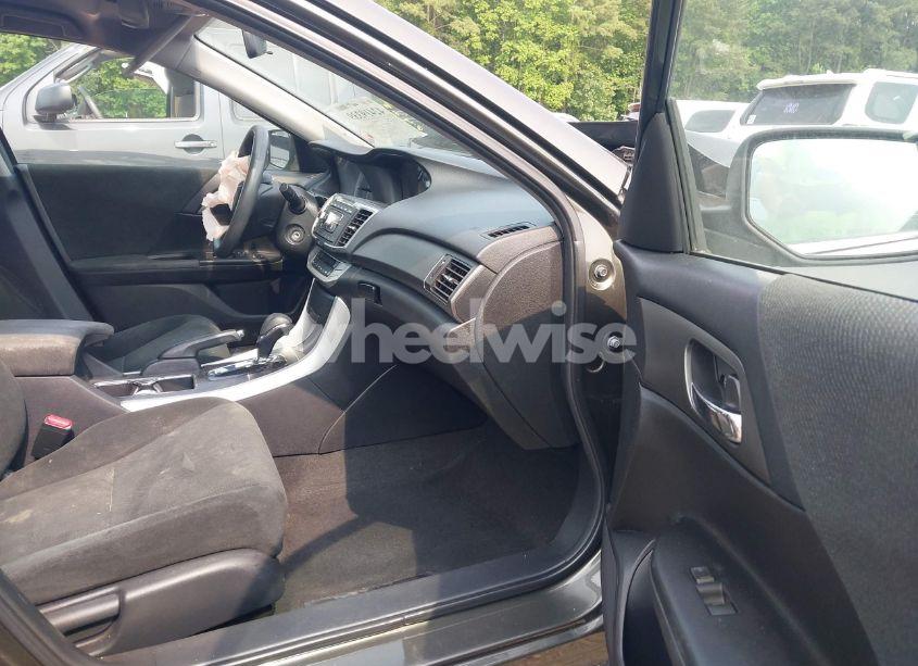 Photo 5 of 2013 Honda Accord LX (VIN 1HGCR2F35DA099920)