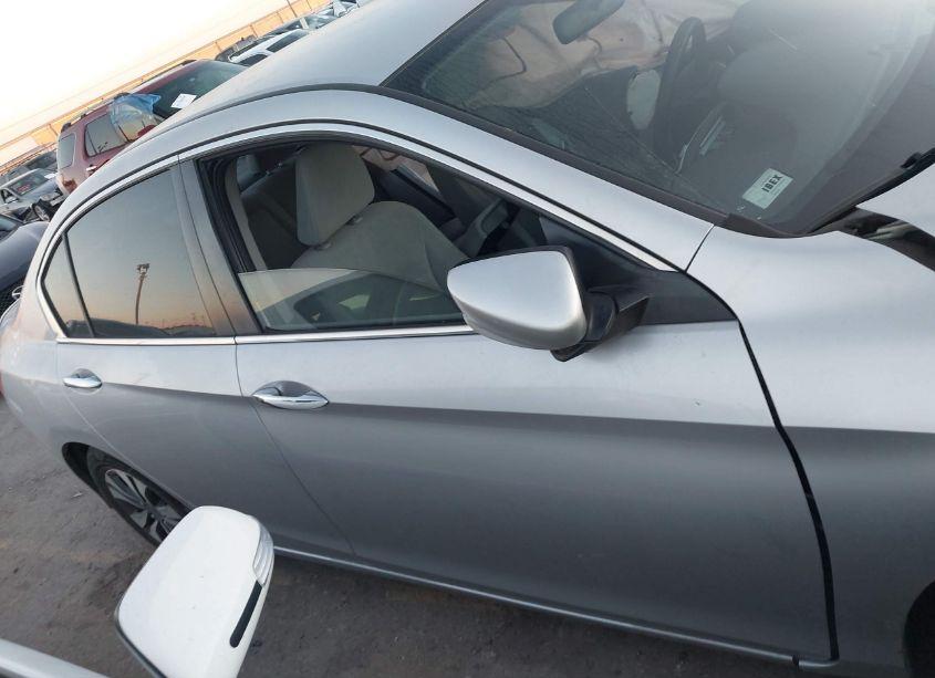 Photo 13 of 2013 Honda Accord LX (VIN 1HGCR2F35DA113671)