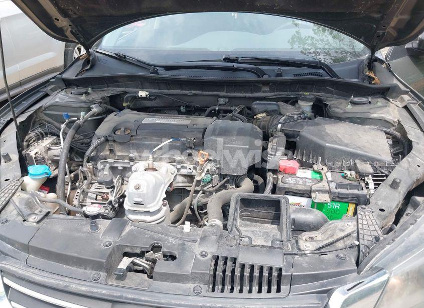 Photo 10 of 2013 Honda Accord LX (VIN 1HGCR2F35DA122516)