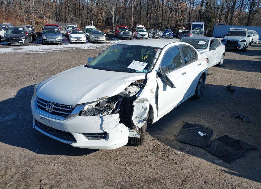 Photo 2 of 2013 Honda Accord LX (VIN 1HGCR2F35DA129045)