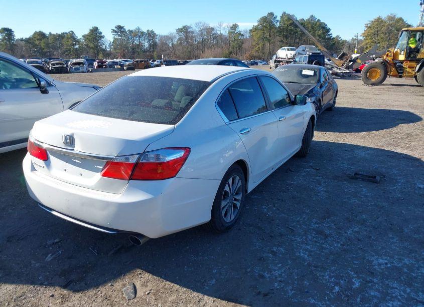 Photo 4 of 2013 Honda Accord LX (VIN 1HGCR2F35DA129045)