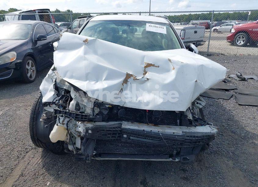 Photo 12 of 2013 Honda Accord LX (VIN 1HGCR2F35DA142295)