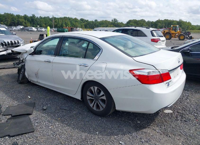 Photo 3 of 2013 Honda Accord LX (VIN 1HGCR2F35DA142295)