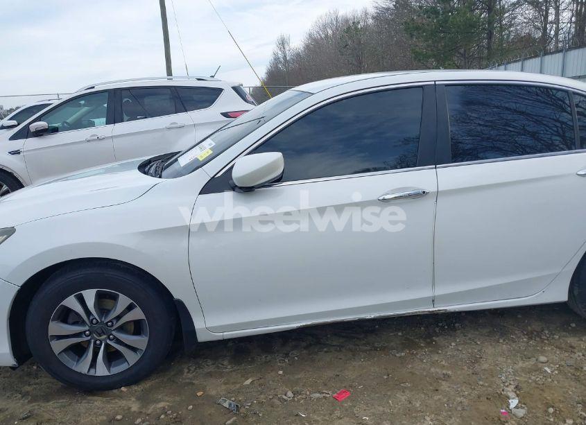 Photo 6 of 2013 Honda Accord LX (VIN 1HGCR2F35DA143219)