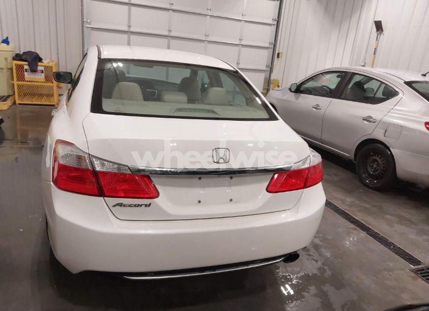 Photo 17 of 2013 Honda Accord LX (VIN 1HGCR2F35DA152843)