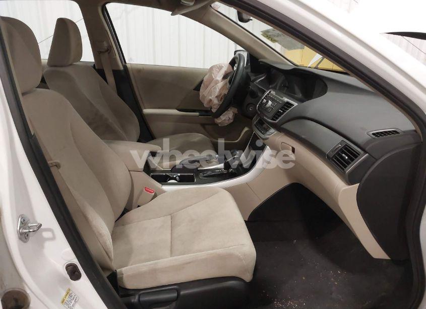 Photo 5 of 2013 Honda Accord LX (VIN 1HGCR2F35DA152843)