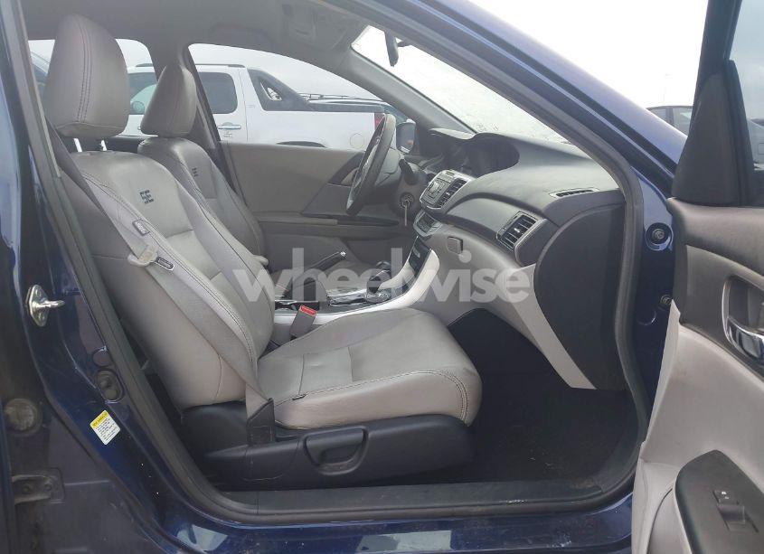 Photo 5 of 2013 Honda Accord LX (VIN 1HGCR2F35DA173644)