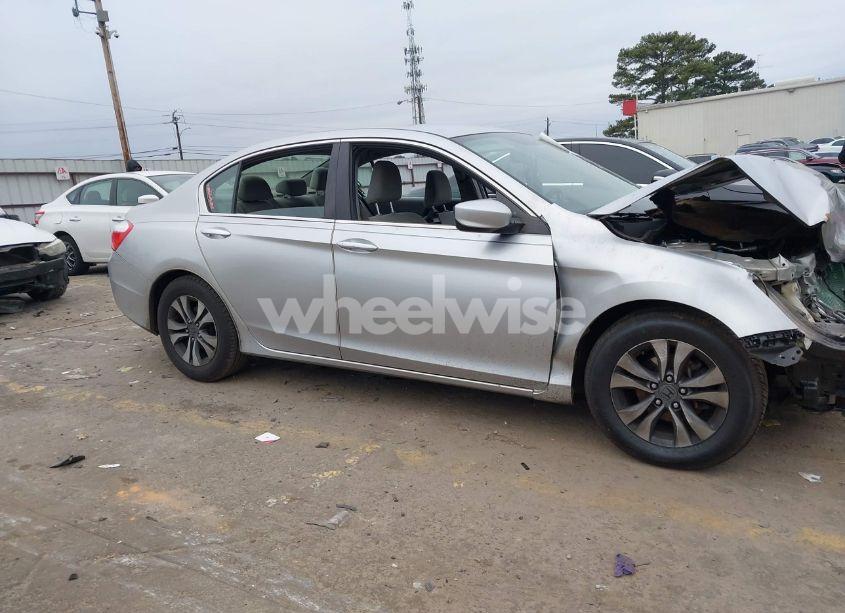 Photo 13 of 2013 Honda Accord LX (VIN 1HGCR2F35DA187849)