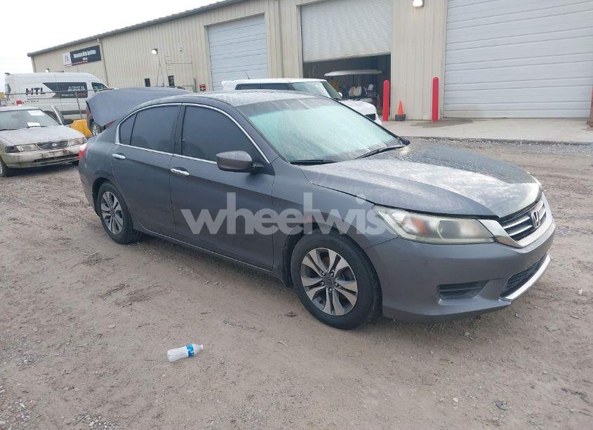 2013 Honda Accord LX (VIN 1HGCR2F35DA203712) main photo