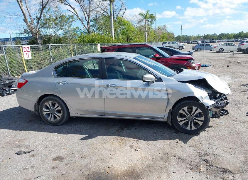 Photo 13 of 2013 Honda Accord LX (VIN 1HGCR2F35DA236712)