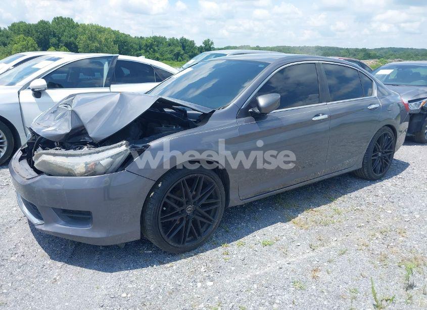 Photo 2 of 2013 Honda Accord LX (VIN 1HGCR2F35DA236886)