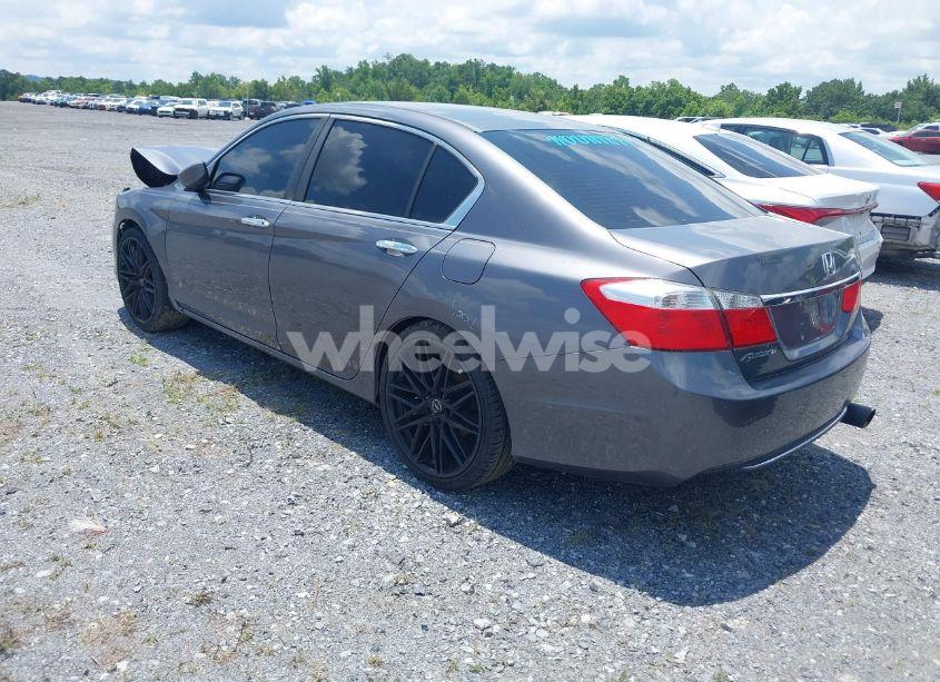 Photo 3 of 2013 Honda Accord LX (VIN 1HGCR2F35DA236886)