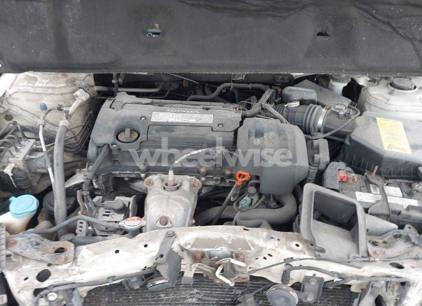 Photo 10 of 2013 Honda Accord LX (VIN 1HGCR2F35DA250674)