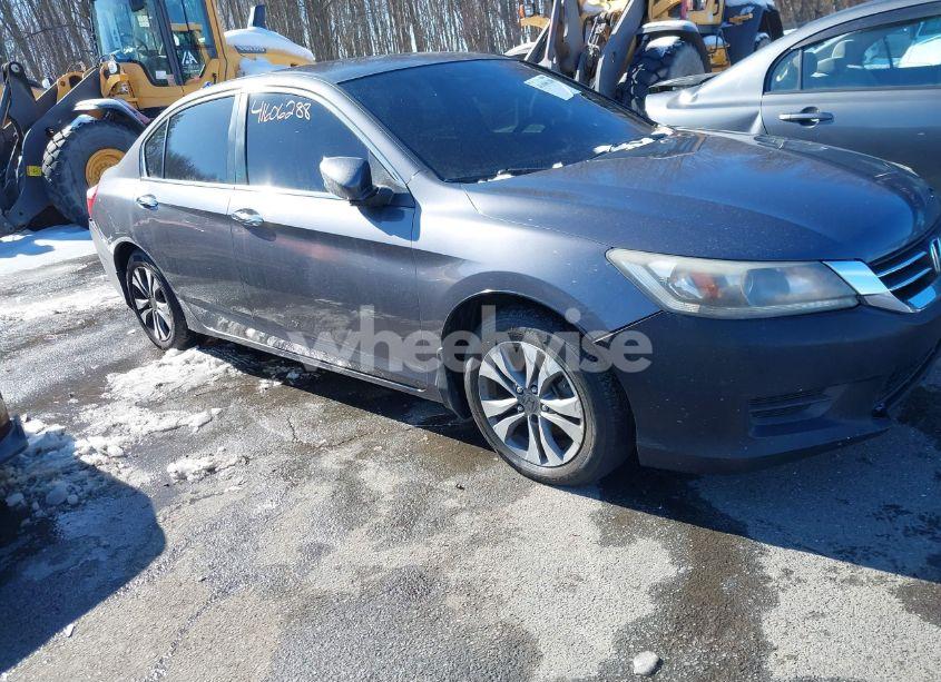 2013 Honda Accord LX (VIN 1HGCR2F35DA257396) main photo