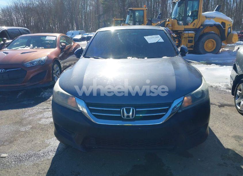 Photo 12 of 2013 Honda Accord LX (VIN 1HGCR2F35DA257396)