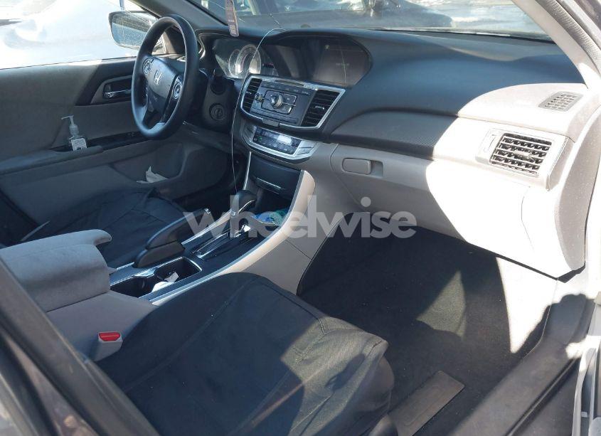 Photo 5 of 2013 Honda Accord LX (VIN 1HGCR2F35DA257396)