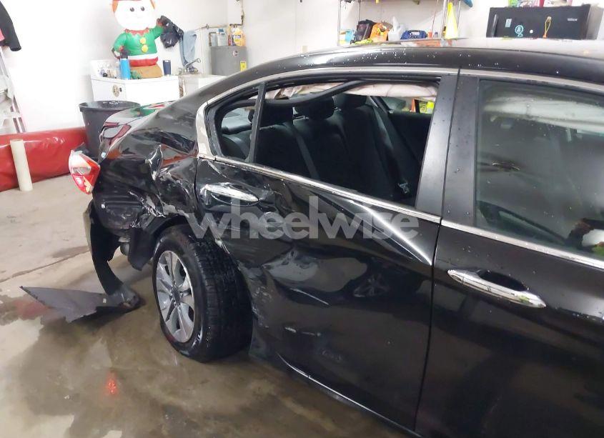 Photo 17 of 2013 Honda Accord LX (VIN 1HGCR2F35DA270469)