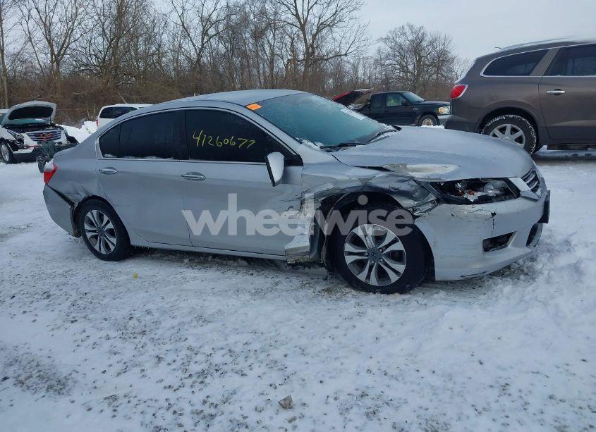 Photo 13 of 2014 Honda Accord LX (VIN 1HGCR2F35EA056941)