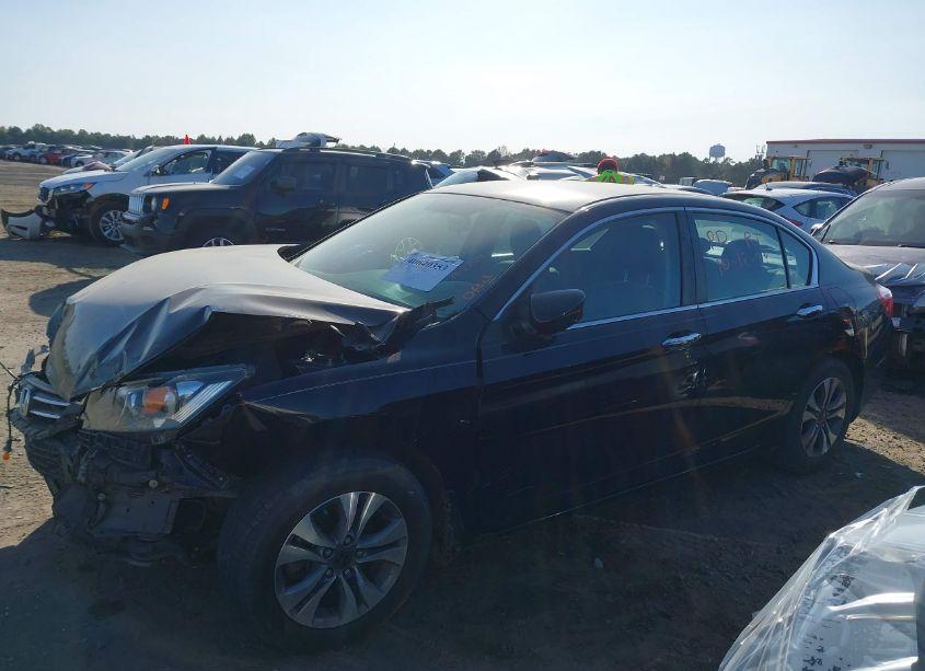 Photo 2 of 2014 Honda Accord LX (VIN 1HGCR2F35EA060617)