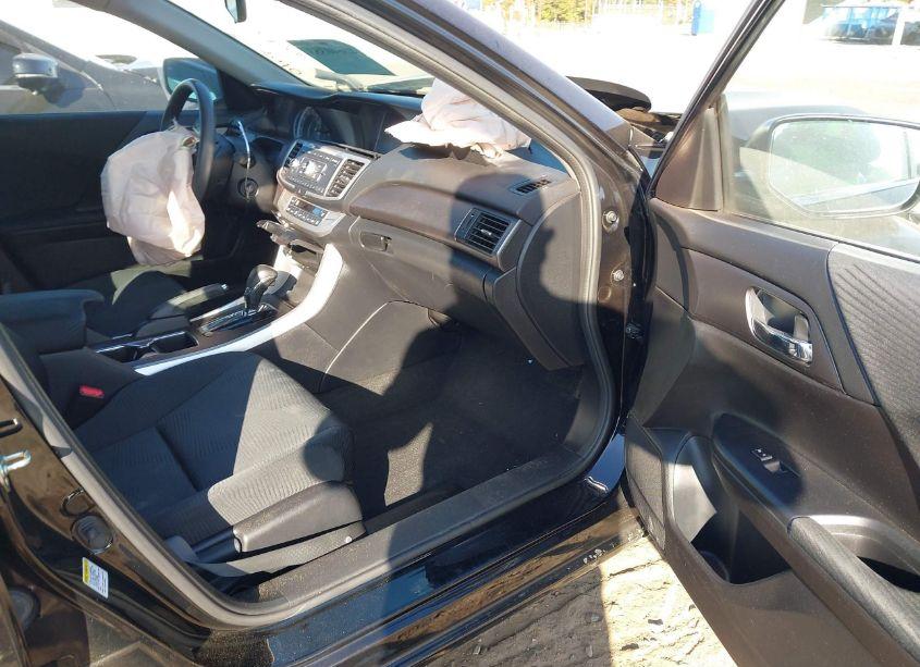 Photo 5 of 2014 Honda Accord LX (VIN 1HGCR2F35EA060617)