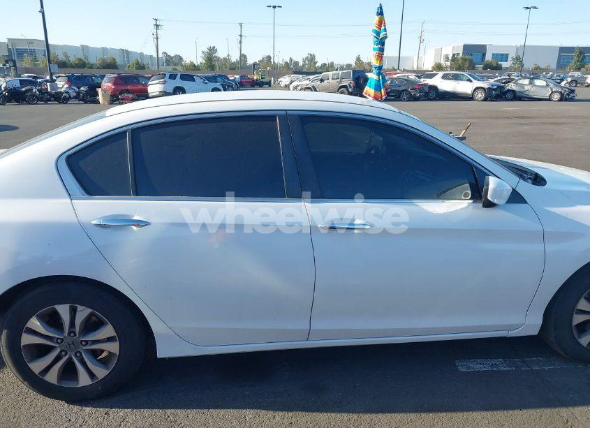 Photo 13 of 2014 Honda Accord LX (VIN 1HGCR2F35EA106494)