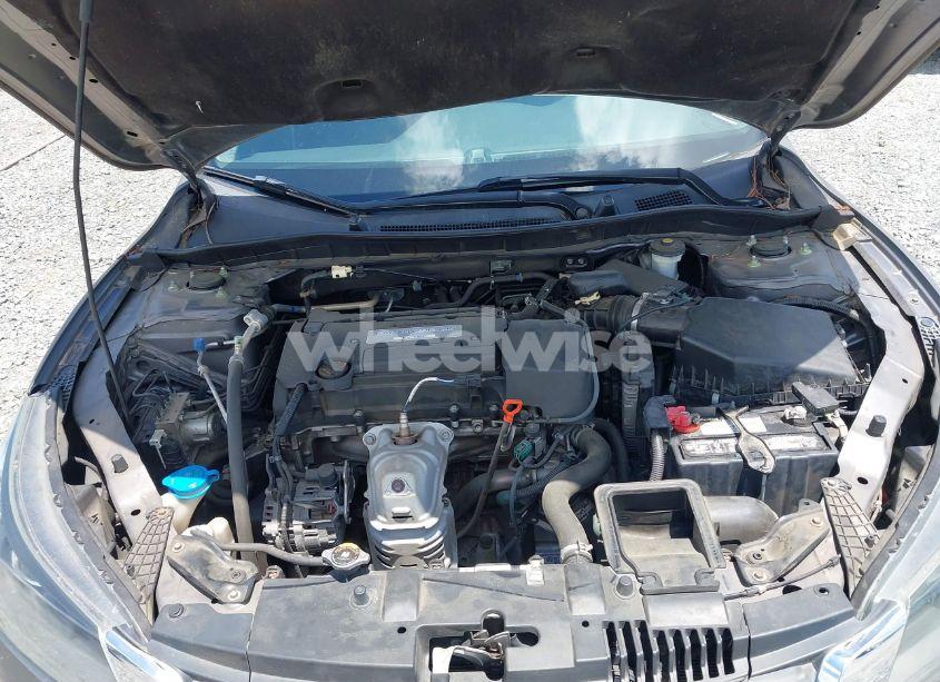 Photo 10 of 2014 Honda Accord LX (VIN 1HGCR2F35EA117303)