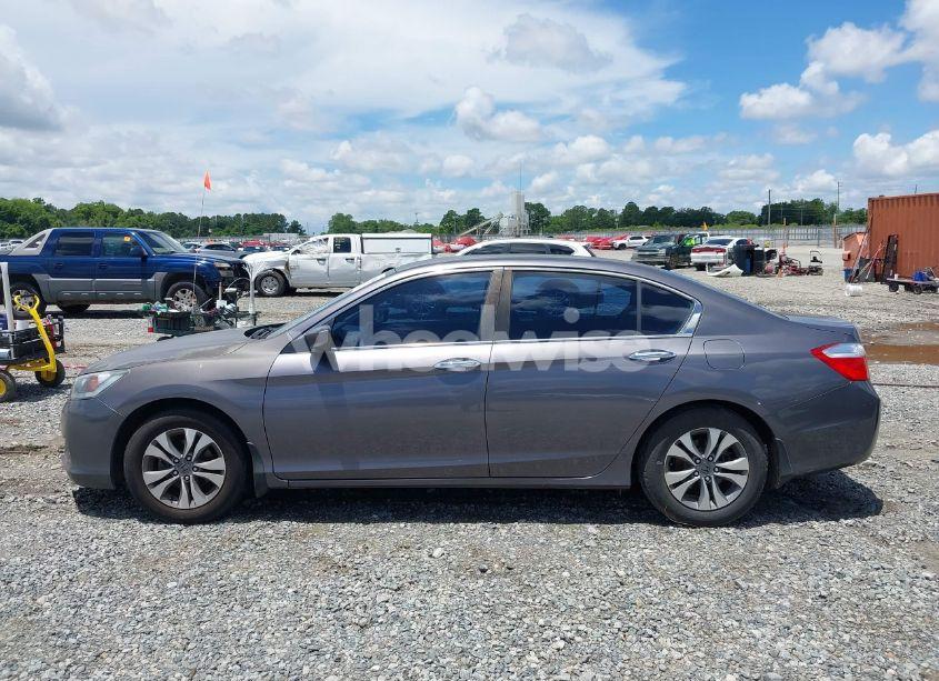 Photo 13 of 2014 Honda Accord LX (VIN 1HGCR2F35EA117303)