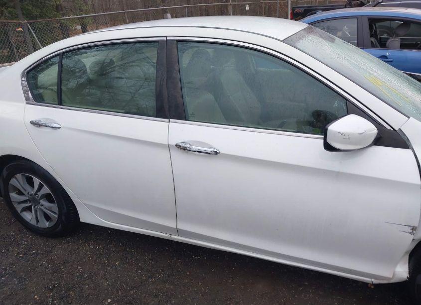 Photo 13 of 2014 Honda Accord LX (VIN 1HGCR2F35EA117754)