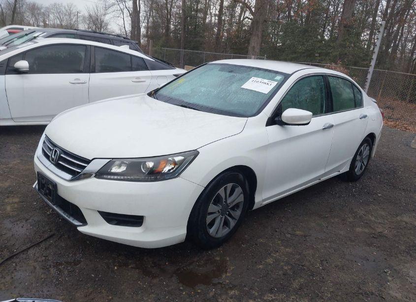 Photo 2 of 2014 Honda Accord LX (VIN 1HGCR2F35EA117754)