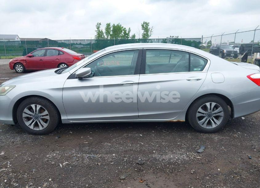 Photo 13 of 2014 Honda Accord LX (VIN 1HGCR2F35EA122761)