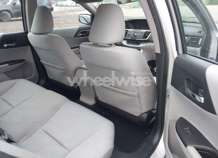 Photo 8 of 2014 Honda Accord LX (VIN 1HGCR2F35EA122761)