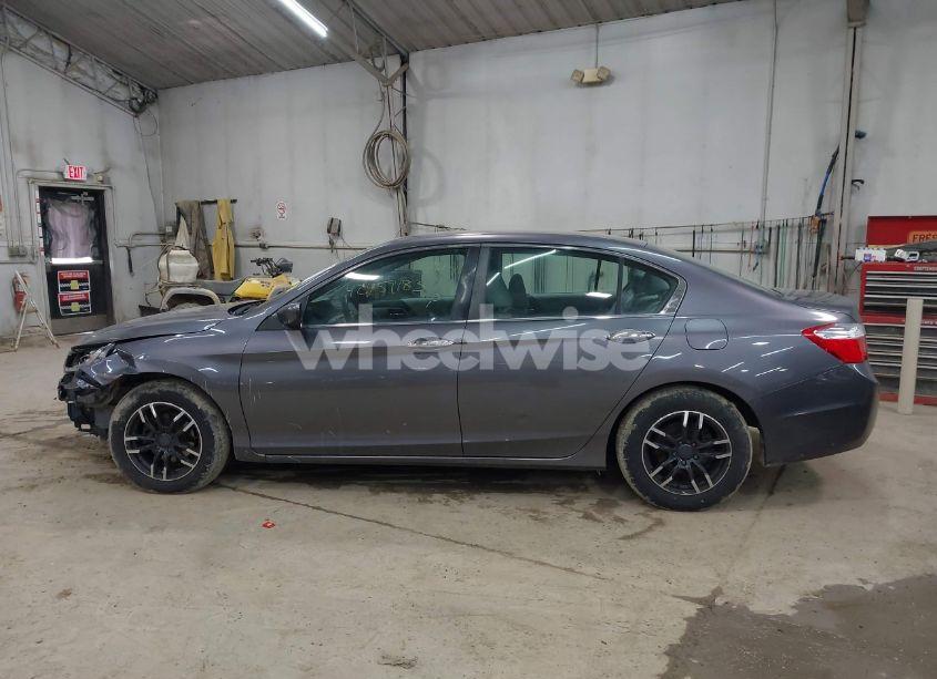 Photo 15 of 2014 Honda Accord LX (VIN 1HGCR2F35EA157655)