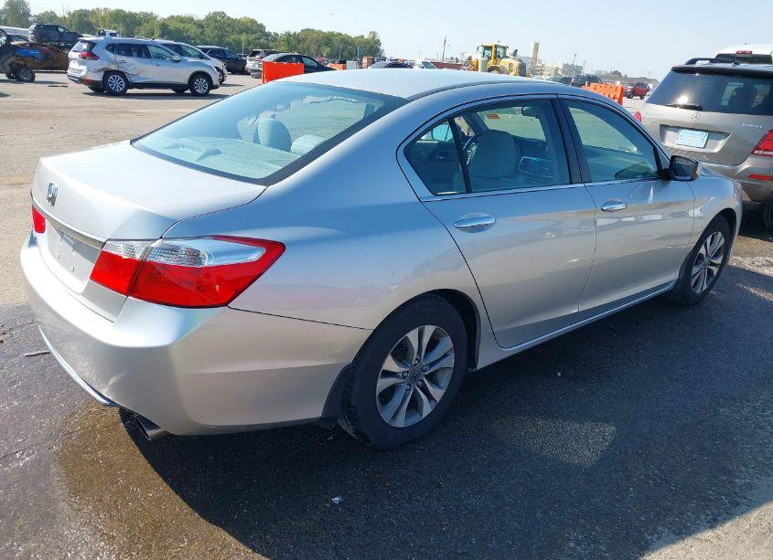 Photo 4 of 2014 Honda Accord LX (VIN 1HGCR2F35EA249476)