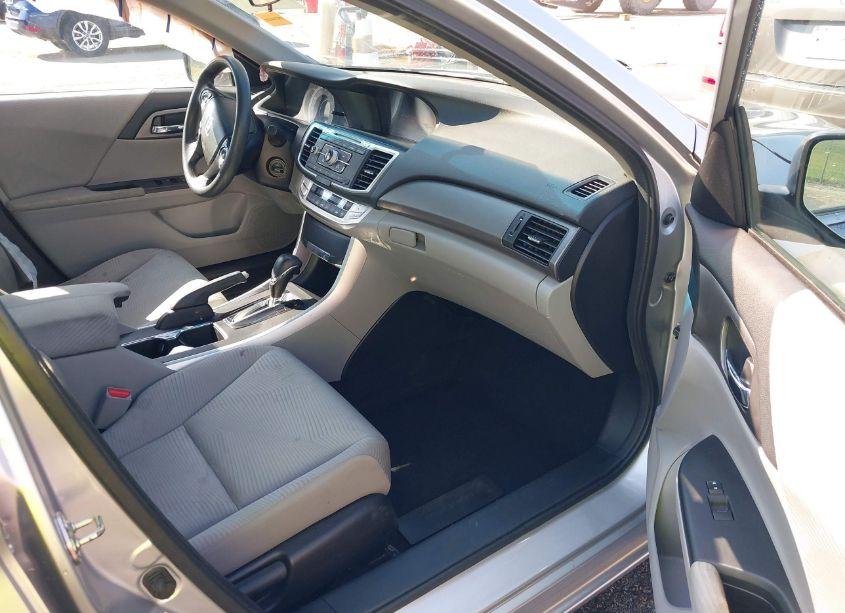 Photo 5 of 2014 Honda Accord LX (VIN 1HGCR2F35EA249476)